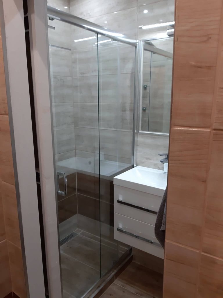 2e0715e8-9e13-49a9-baa7-c0a43650dcd6