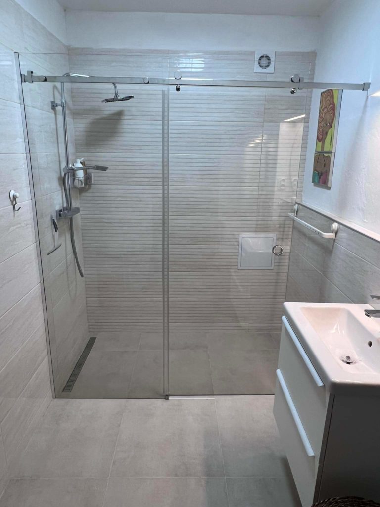 42cf4567-1fbd-4d7c-b11d-bf012a3e23e8