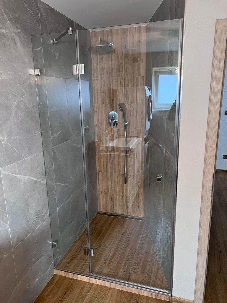 d27980e4-0fe3-4146-9153-e5dcdd0dfe65